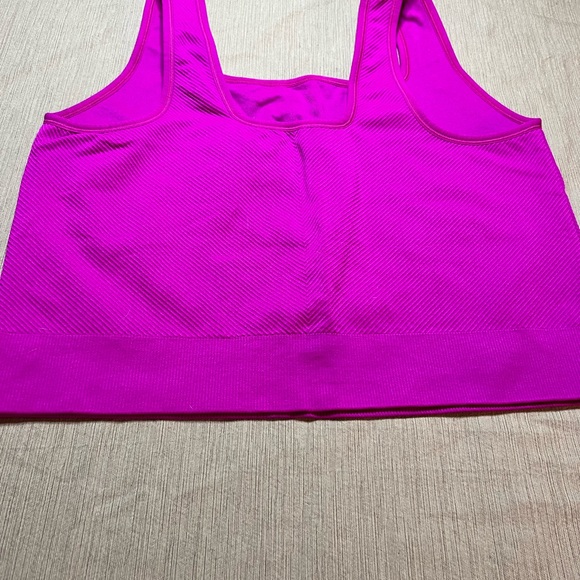 All in Motion Vibrant Pink Women's Tank Top Cropped - Picture 2 of 3